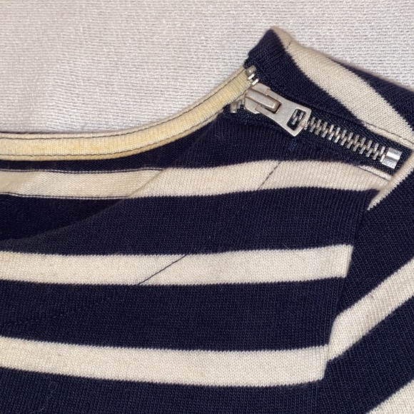 Gap women’s navy and cream striped short sleeve dress size small - Picture 2 of 7
